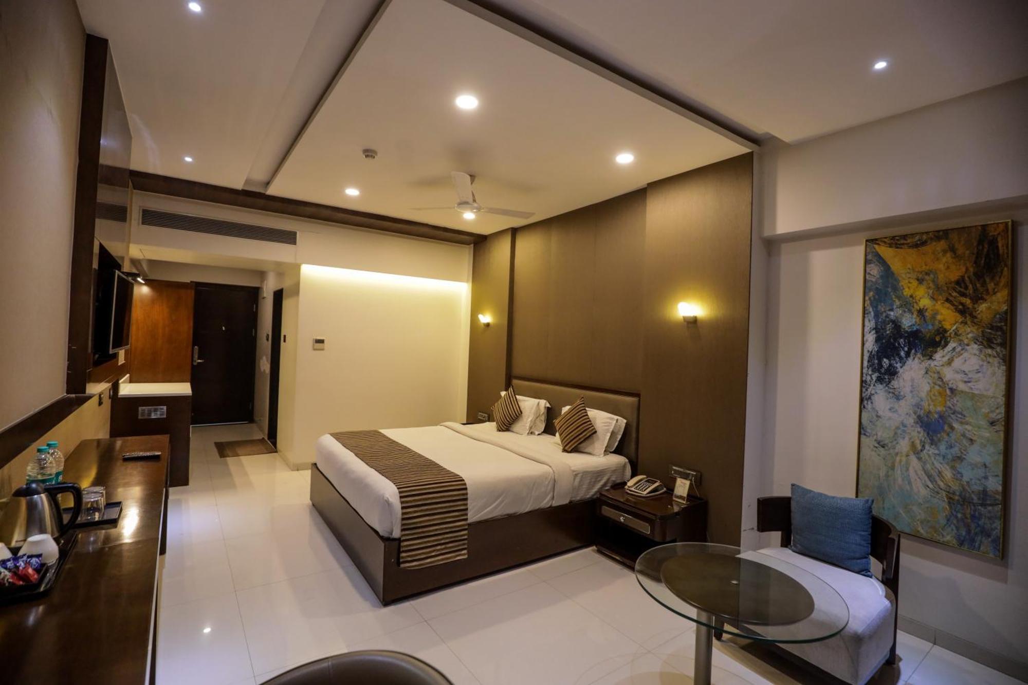 Hotel Atithi, Aurangabad Exterior foto